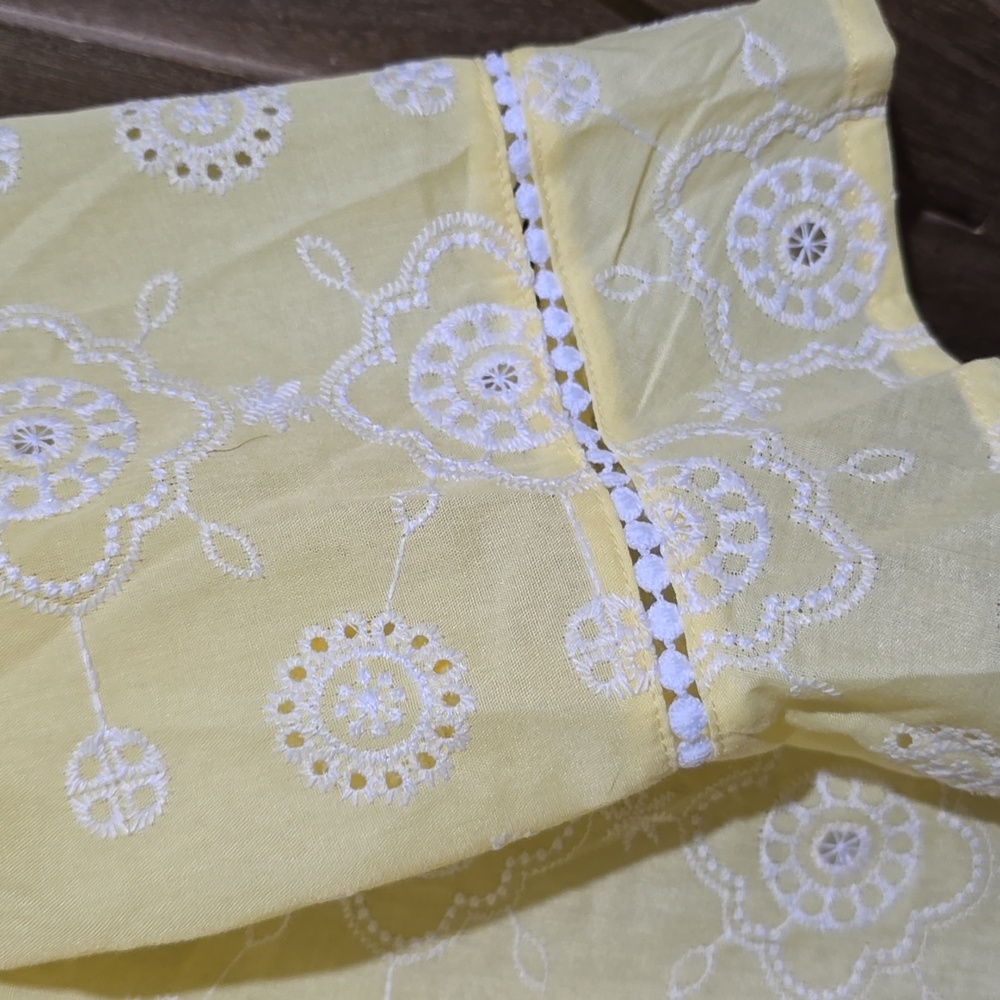 Alfred Dunner Rise And Shine Crew Neck 3/4 Sleeve Embroidered Top Lemon Color XL - Picture 3 of 5